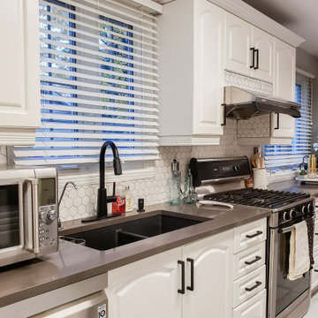 Modern Chic Kitchen