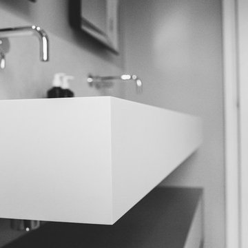Bathroom || Hampstead
