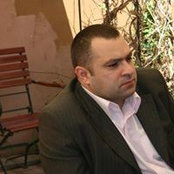 Daniel Acatrineis foto