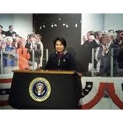 Eleanor Gonong's photo