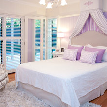 Carmen's room