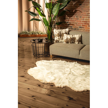 Gordon Faux Sheepskin Rug, Off-White, 4'x6'