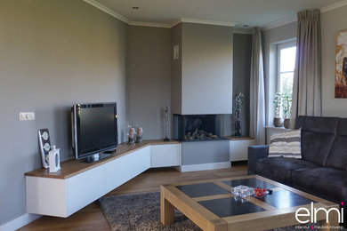 Example of a trendy living room design in Amsterdam