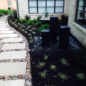 West Austin Contemporary Water Feature and Gardens