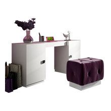 bedroom make up vanity