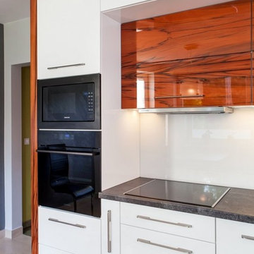 White and Veneer High Gloss Modern Kitchen