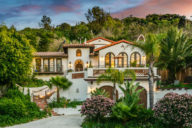Inspiration for a mediterranean exterior home remodel in Los Angeles