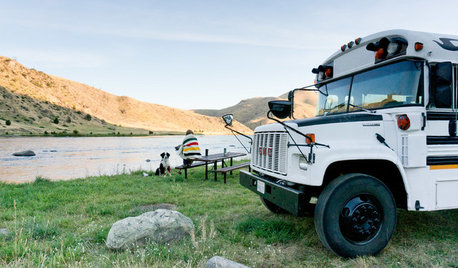 Endloser Roadtrip: Ein umgebauter Schulbus wird zum mobilen Heim