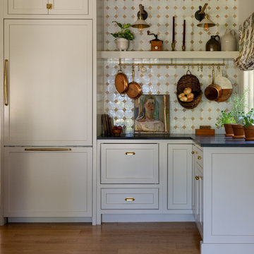 Kitchen Reno: Modern Meets Historical Charm