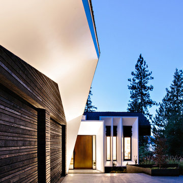 Kalamalka Lake Home