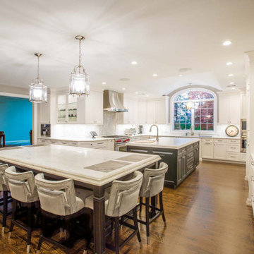 Contemporary Wolf & SubZero Kitchen