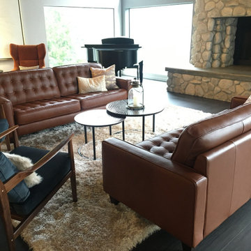 Dania furniture & decor in leasing office