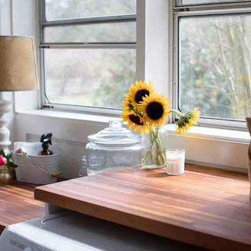 Wash, Rinse and Play in This Multipurpose Laundry Room