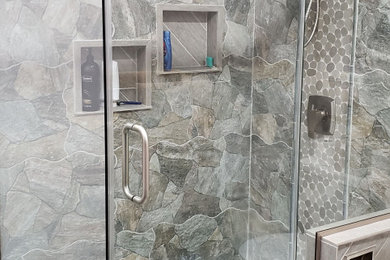 Example of a bathroom design in Columbus