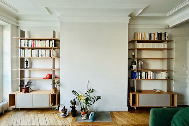 Cette photo montre un salon tendance.