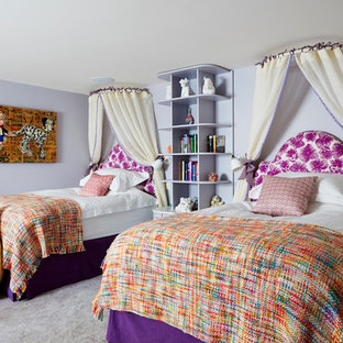 Große Baby- und Kinderzimmer mit lila Wandfarbe: Ideen & Inspiration