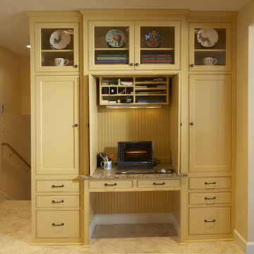 Cottage Style Lower Level Lakefront Kitchen, Family Room and Bathrooms