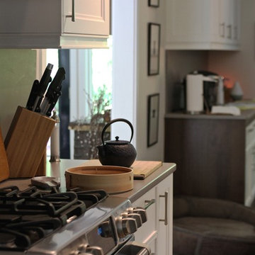 Serene Contemporary Kitchen