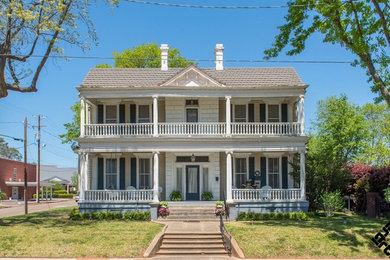 Example of a classic exterior home design in Dallas