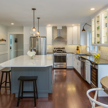 Two-Tone Echelon Kitchen