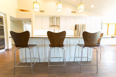 Inspiration for a transitional kitchen remodel in Phoenix