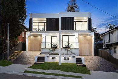 Inspiration for a modern exterior home remodel in Sydney