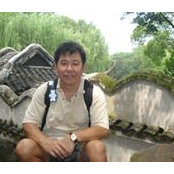 Dennis Changs foto