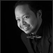 Oliver Raymundo's photo