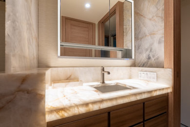 Powder room - powder room idea in Los Angeles