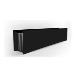 Boden Designheizung DLigne von Foursteel in schwarz - Radiators