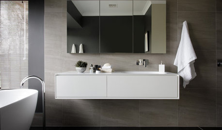 Before & After: A Tricky L-Shaped, 3-Way Bathroom Transformed