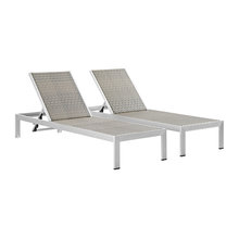 chaise lounge