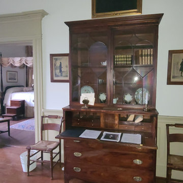 Virginia Upper Brandon Plantation Hunting Lodges - Fireplace TV, Music System