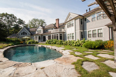 Design ideas for a traditional pool in Boston.