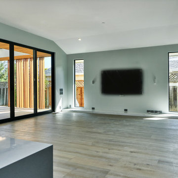 Modern California, Cupertino