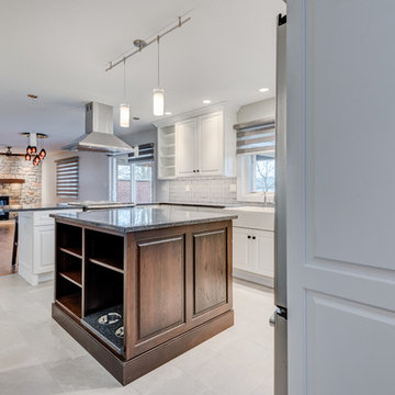 Transitional Modern Kitchen/Pantry/Wetbar Paxton