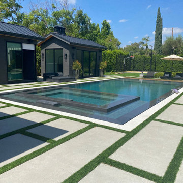 Encino zero edge pool and spa