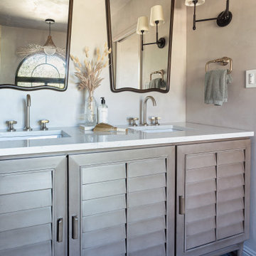 Modern and Understated Mediterranean Escape: Primary Bathroom