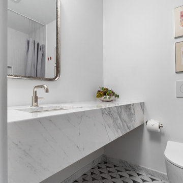 Putter Lane Primary Suite, Multiple Baths, Closets