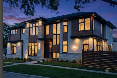 Example of a minimalist exterior home design in Chicago