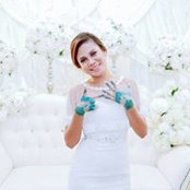 Dhania Ishak's photo