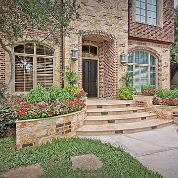 Airline Dr. Front Porch
