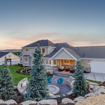E Builders - 2015 Salt Lake Parade of Homes - River Park Farmhouse