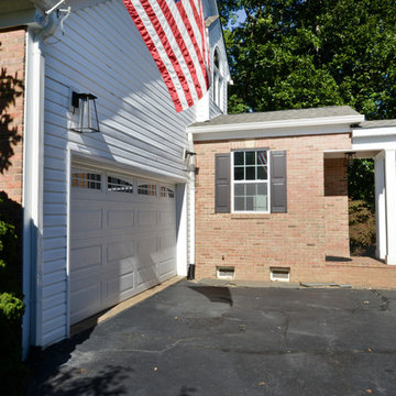 Beautiful Side Addition to Oak Hill Home