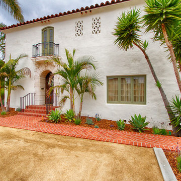Spanish San Diego Front Yard