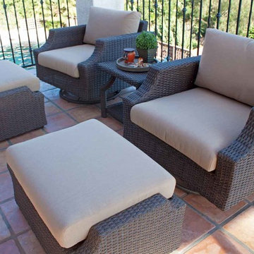 Sunset Outdoor Wicker Motion Club Chat Set