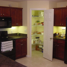 Corner Pantry