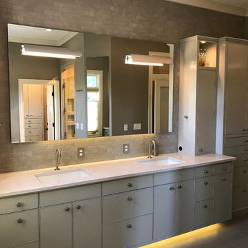 Master Bath and Walk In Closet