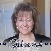 Shannon Fallon's photo