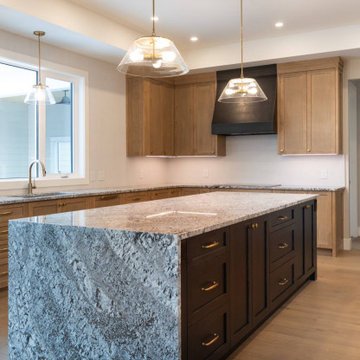 Lakeview Residence